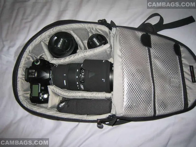 Lowepro Micro Trekker 100, photograph by Guest, photo 2