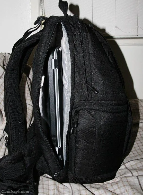 Lowepro FastPack 350, photograph by Guest, photo 3