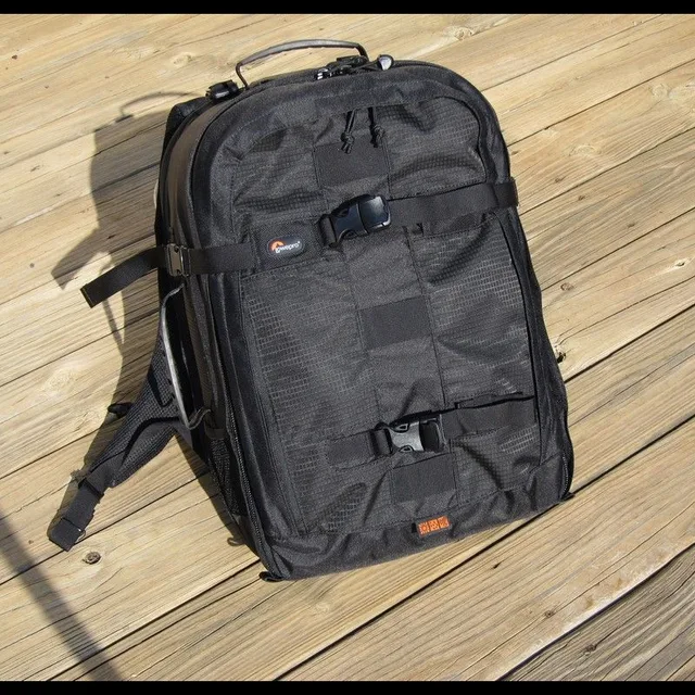 Lowepro Pro Runner 450 AW, photograph by Guest, photo 1
