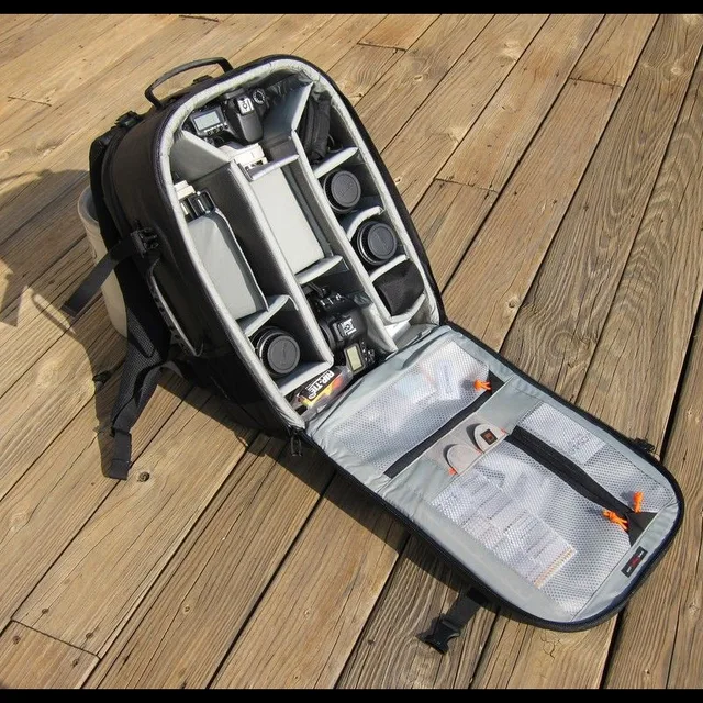 Lowepro Pro Runner 450 AW, photograph by Guest, photo 2