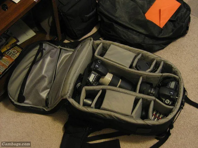 Lowepro CompuTrekker Plus AW, photograph by Guest, photo 1