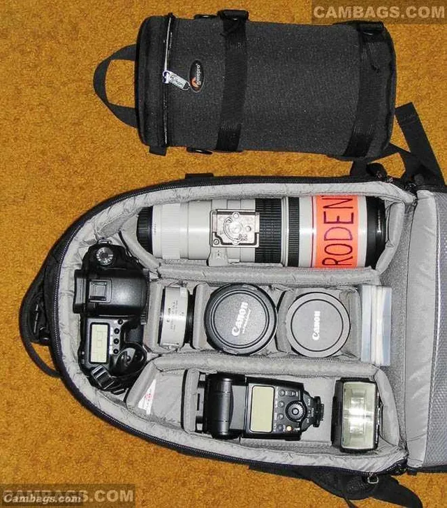 Lowepro Mini Trekker AW, photograph by Guest, photo 1