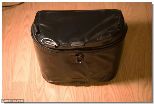 Lowepro Dryzone Rover, photograph by Guest, photo 2