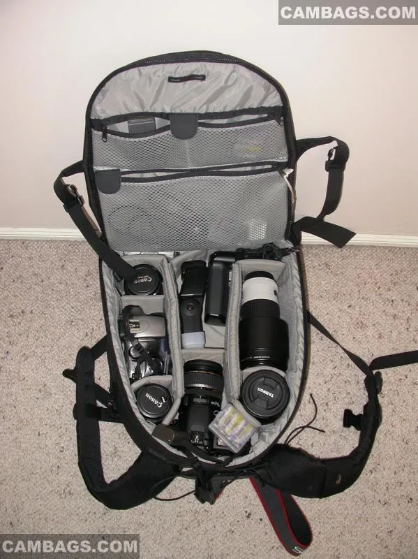 Lowepro CompuTrekker AW, photograph by Guest, photo 1