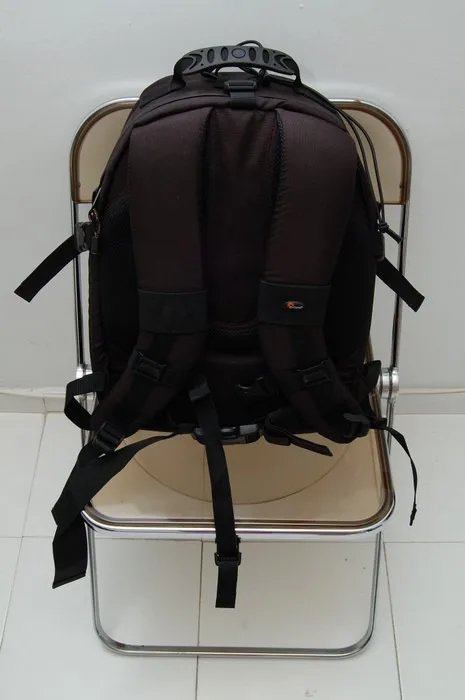 Lowepro CompuTrekker AW, photograph by Guest, photo 2
