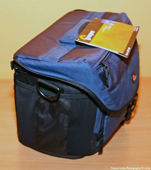 Lowepro Nova 200 AW, photograph by Guest, photo 5