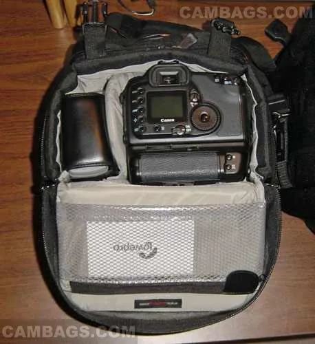 Lowepro Mini Mag AW, photograph by Guest, photo 2