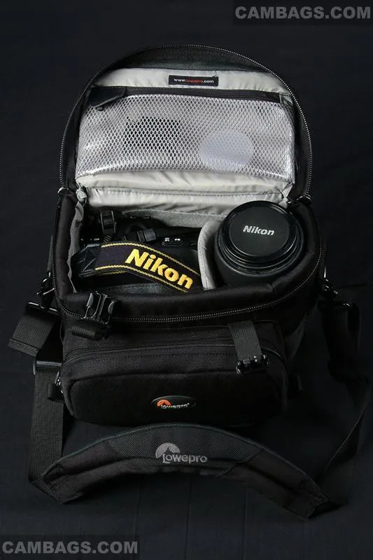 Lowepro Mini Mag AW, photograph by Guest, photo 1