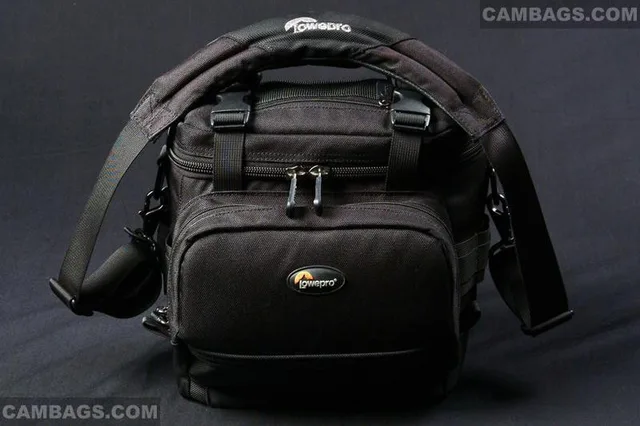 Lowepro Mini Mag AW, photograph by Guest, photo 2