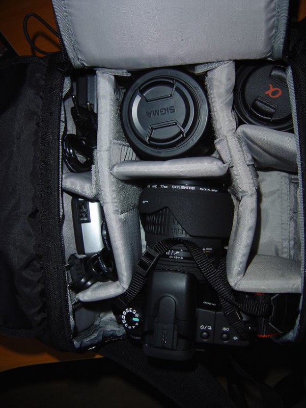 Lowepro FastPack 200, photograph by Guest
