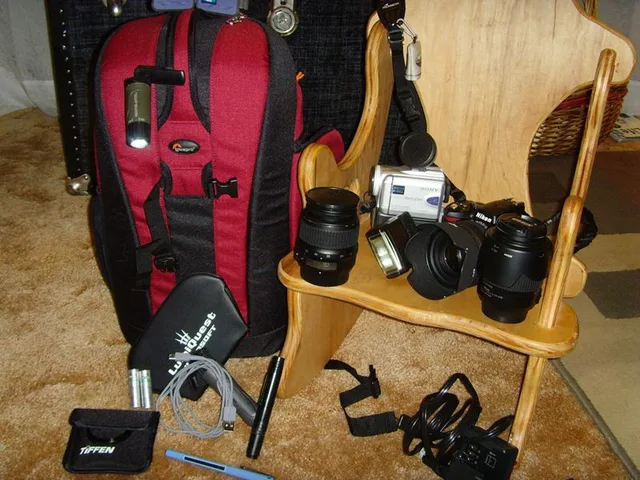 Lowepro Flipside 300, photograph by Guest, photo 3