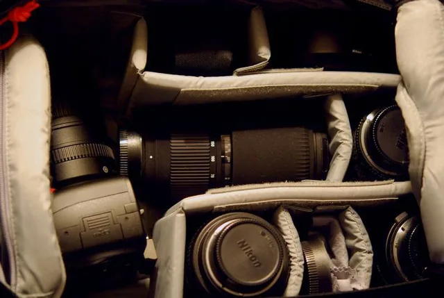 Lowepro Flipside 300, photograph by Guest, photo 2