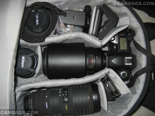 Lowepro DryZone 100 AW, photograph by Guest, photo 2