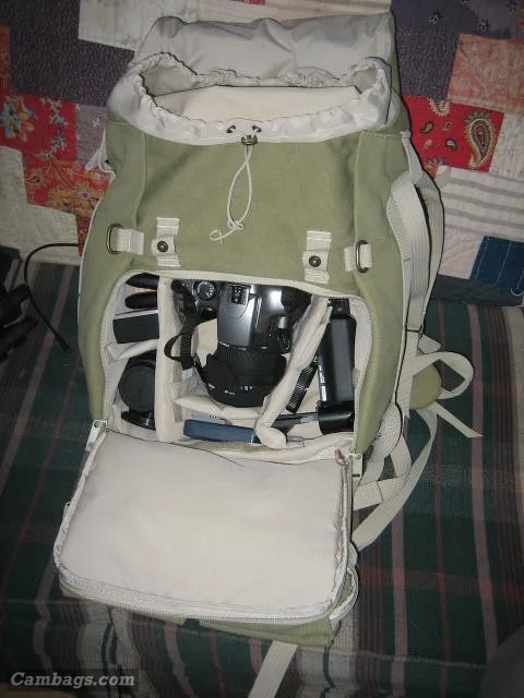 National Geographic NG5162 Medium Backpack, photograph by Guest, photo 1