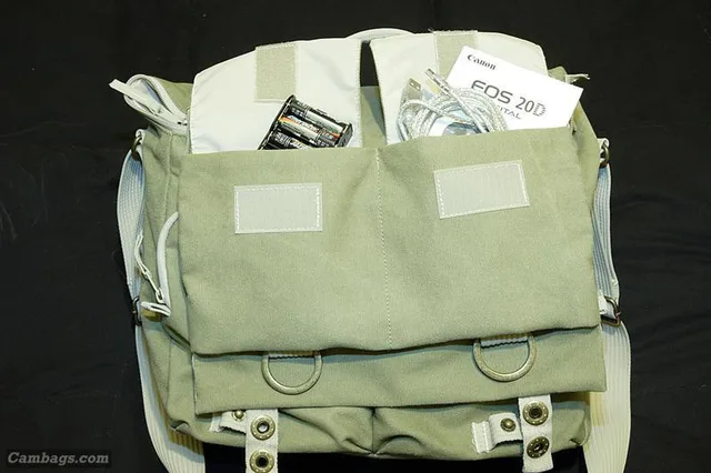 National Geographic Medium shoulder bag NG-2475, photograph by Guest, photo 1