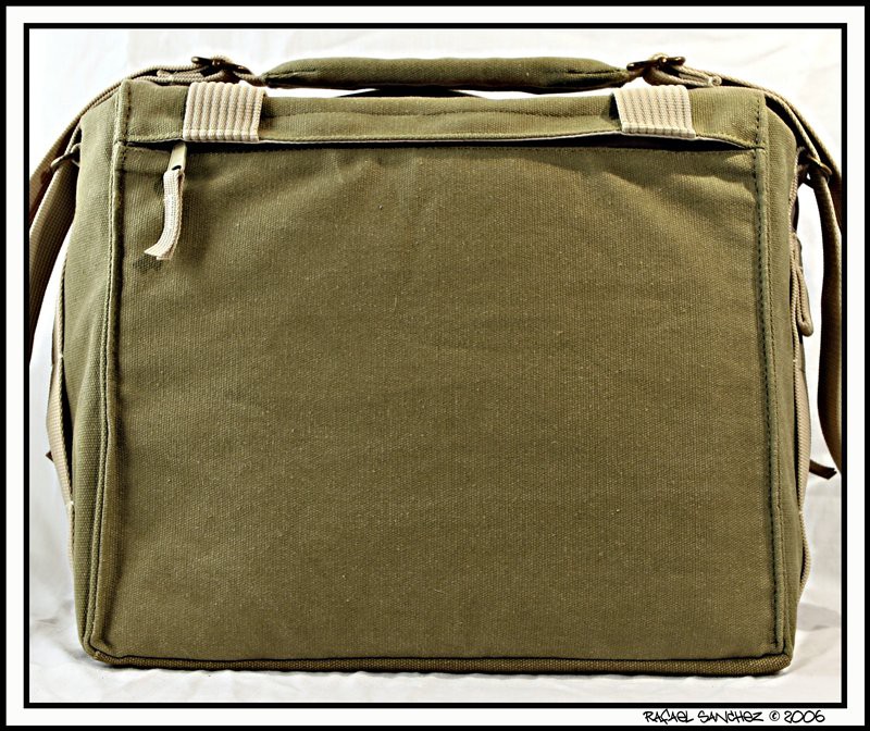 National Geographic Medium shoulder bag NG-2475, photograph by Guest