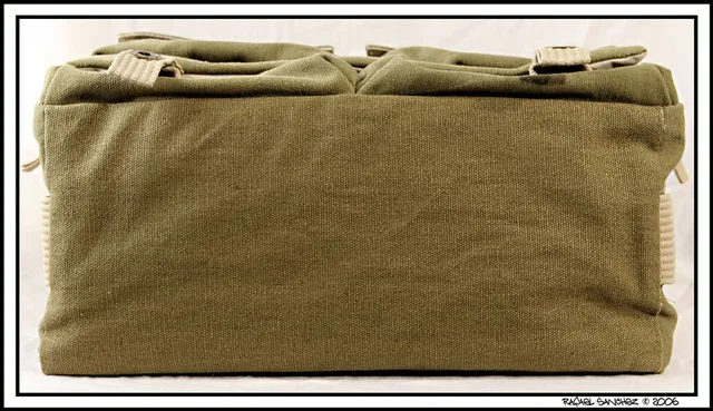 National Geographic Medium shoulder bag NG-2475, photograph by Guest, photo 2