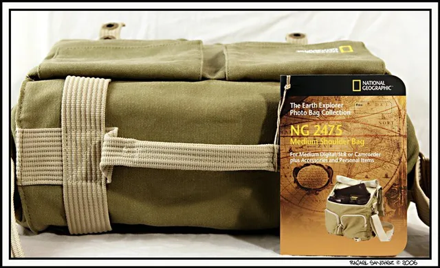 National Geographic Medium shoulder bag NG-2475, photograph by Guest, photo 5