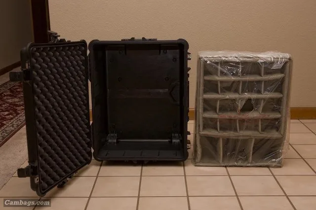 Heres a couple more shots of the padded dividers out including one of the top padded divider tray removed.