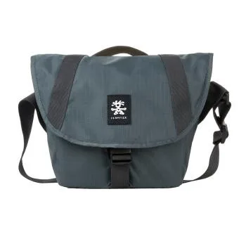 Crumpler Light Delight 4000