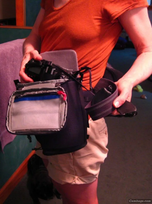 Think Tank Photo Holster 20, photograph by Super User, photo 3