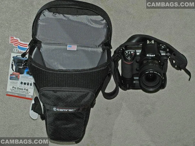 Tamrac 519 Pro Zoom Pak, photograph by Guest, photo 1