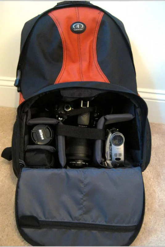 Tamrac 3380 Aero 80 Photo/Laptop Backpack, photograph by Guest, photo 1