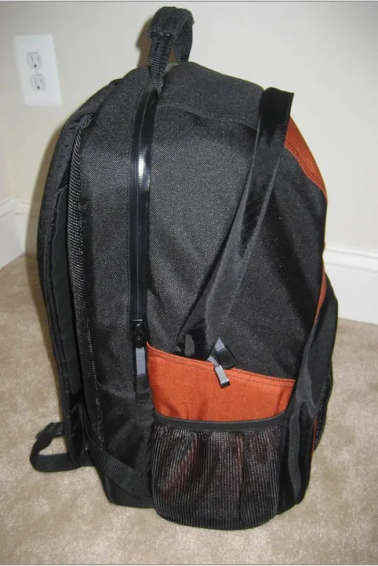 Tamrac 3380 Aero 80 Photo/Laptop Backpack, photograph by Guest, photo 5