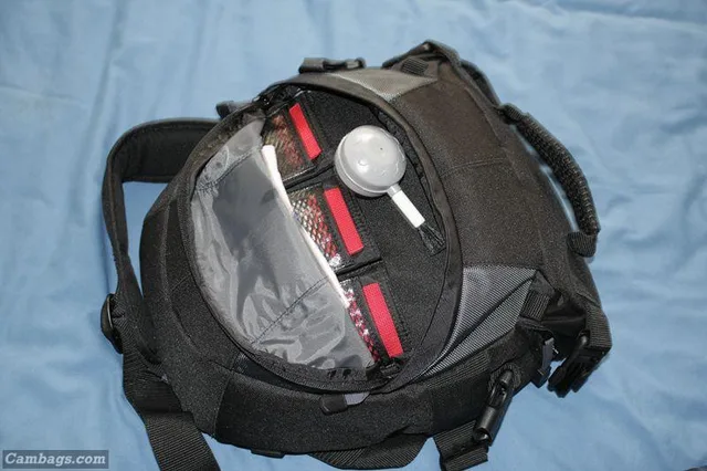 Tamrac 5768 Velocity 8x, photograph by Guest, photo 3