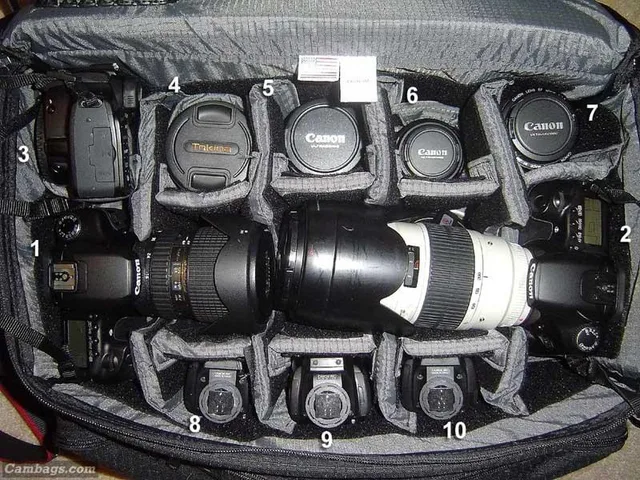 Tamrac 614 Super Pro 14, photograph by Guest, photo 1