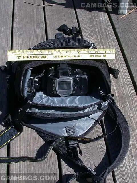 Tamrac 5747 Velocity 7, photograph by Guest, photo 3