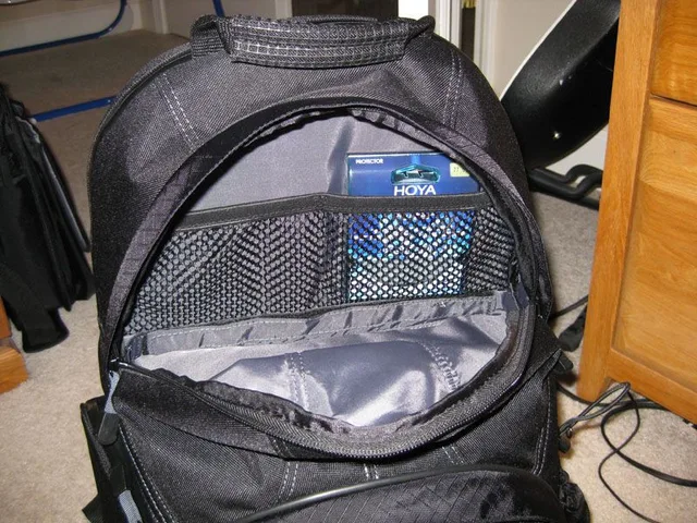 Tamrac 3385 Aero 85 Backpack, photograph by Guest, photo 1